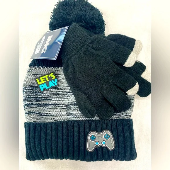IMG | Accessories | Nwt Boys Gaming Black Beanie Pom Knit  display picture 1